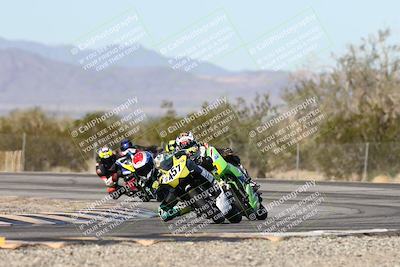 media/Dec-07-2025-CVMA (Sun) [[3e7d2de5dc]]/Race 5-Formula UL-CVMA Hooligans-American Thunder/